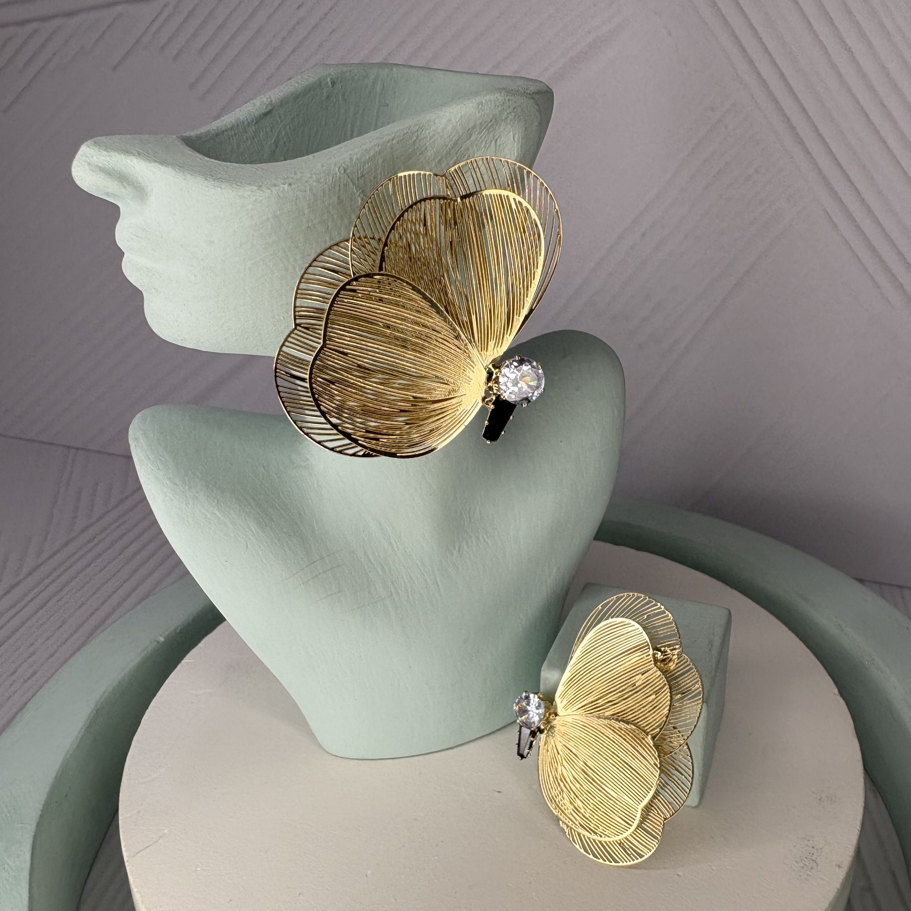 گوشواره پروانه